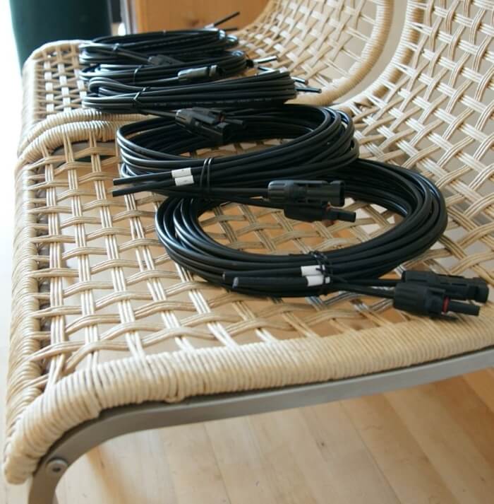 Assembled solar cables in series