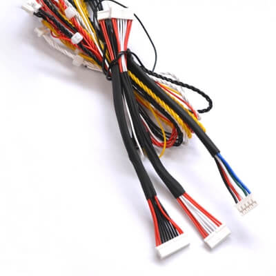 Wiring harness for industrial robots - high flexibility with a vibration resistance of more than 30,000 cycles